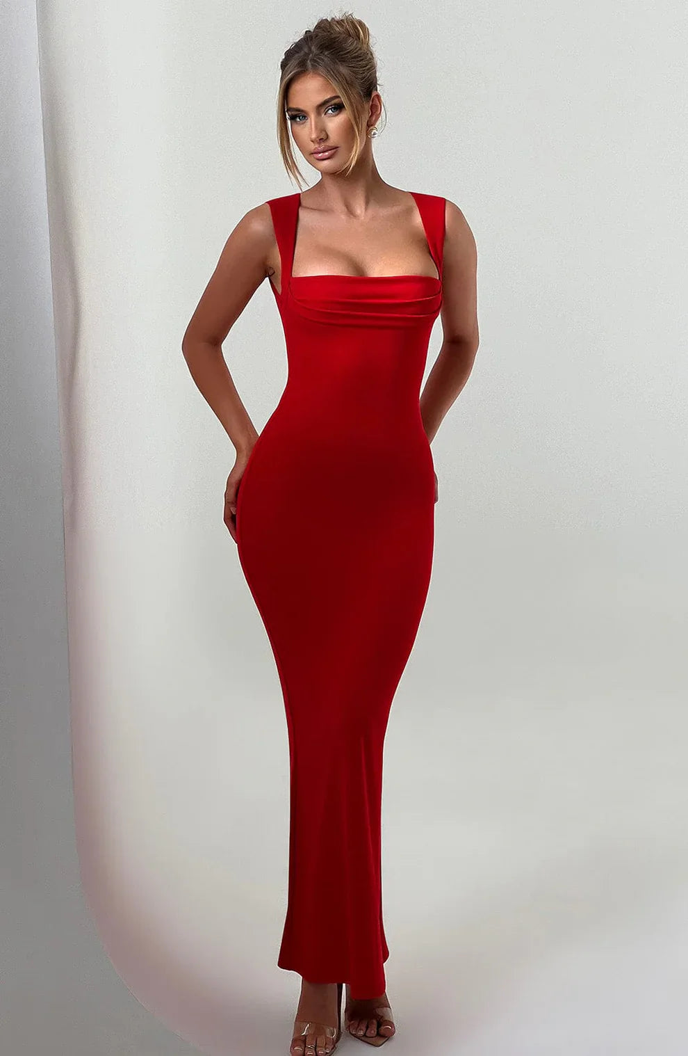 LAVIVE Maxi Dress