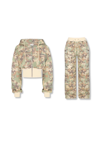 LAVIVE Baggy Cropped Tracksuit