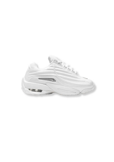 Hot "2" Sneaker
