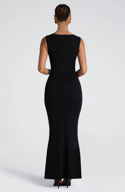 LAVIVE Maxi Dress