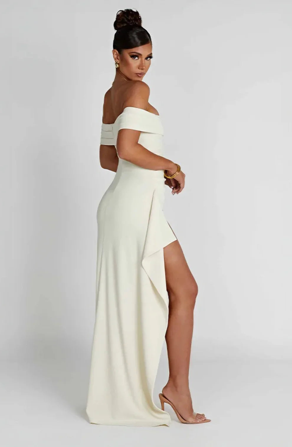 LAVIVE Centré Maxi Dress