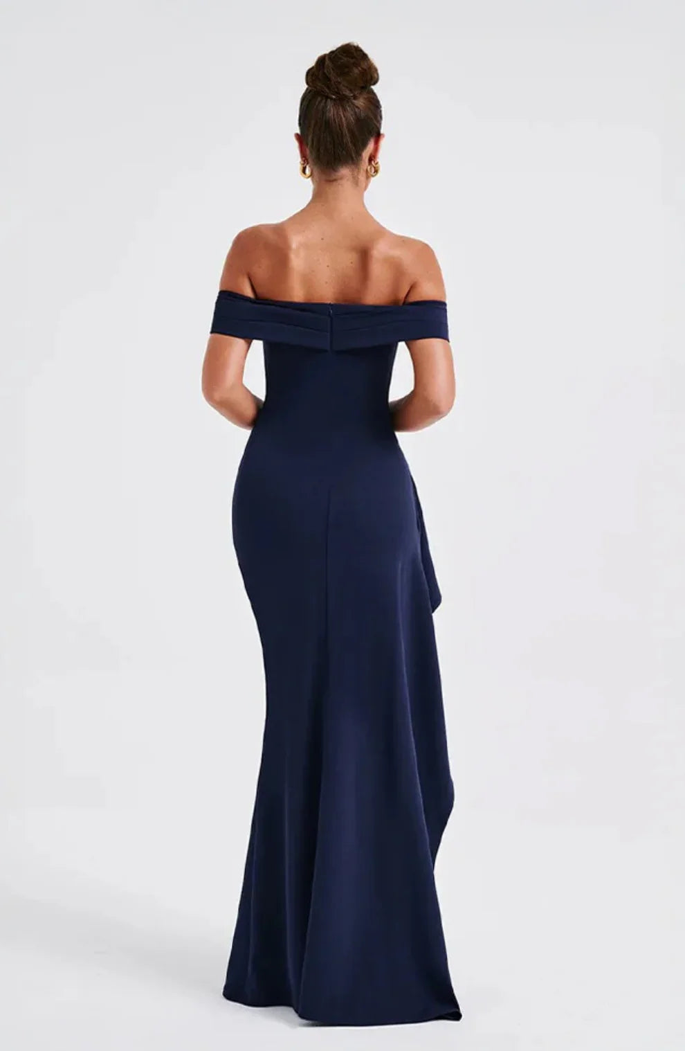 LAVIVE Centré Maxi Dress