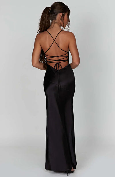 LAVIVE Maxi Dress