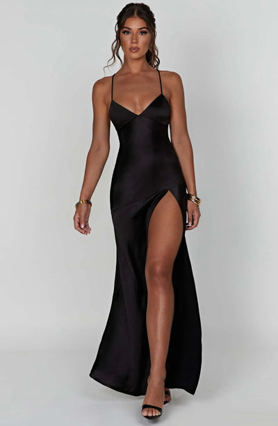 LAVIVE Maxi Dress