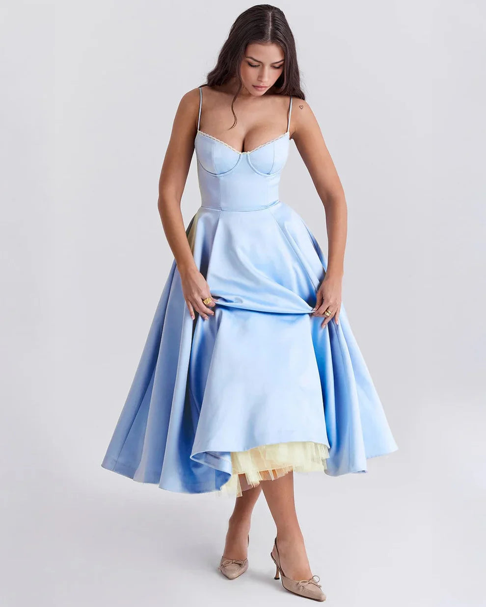 LAVIVE Arela Midi Dress