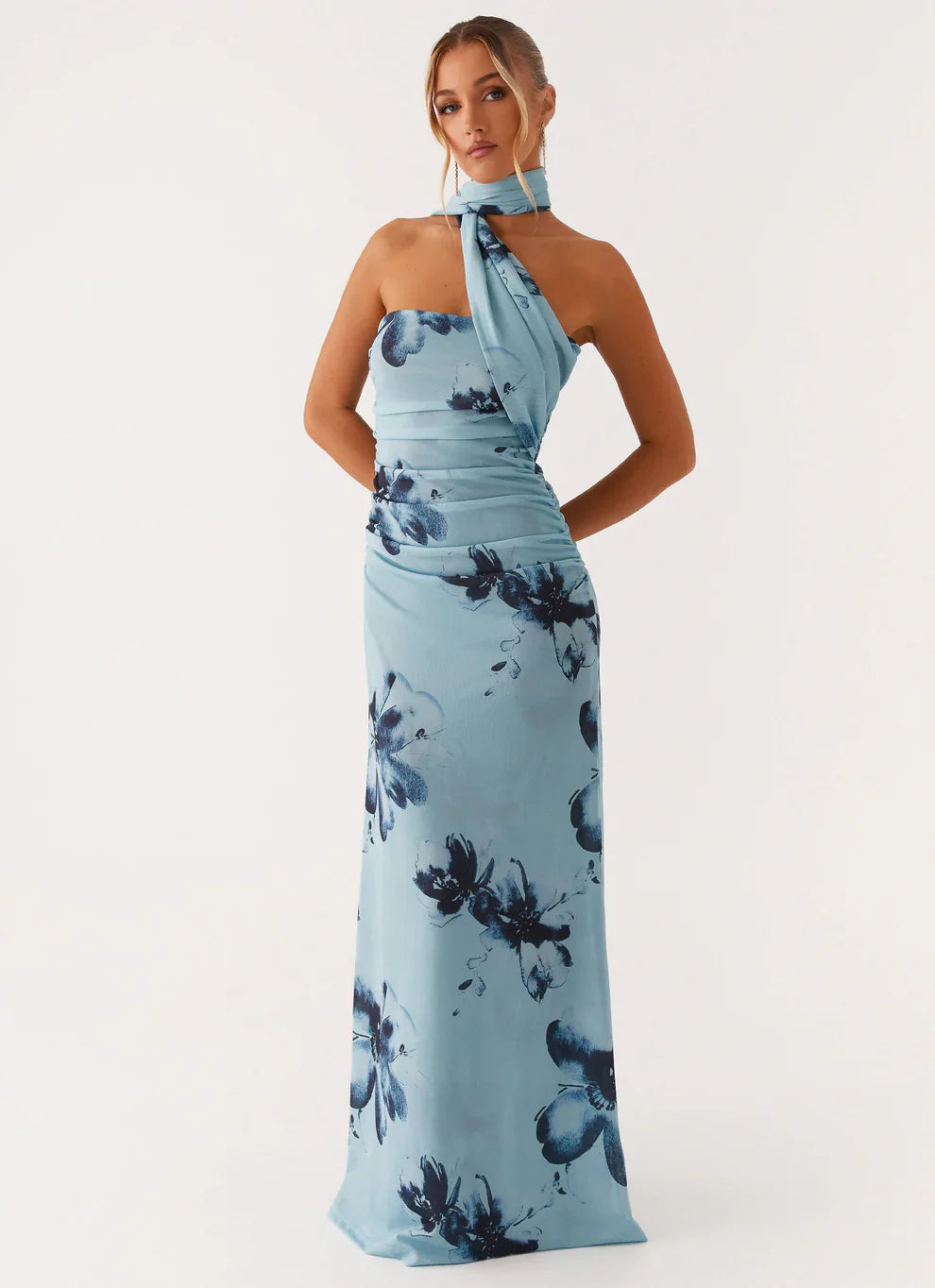 LAVIVE Songbird Maxi Dress