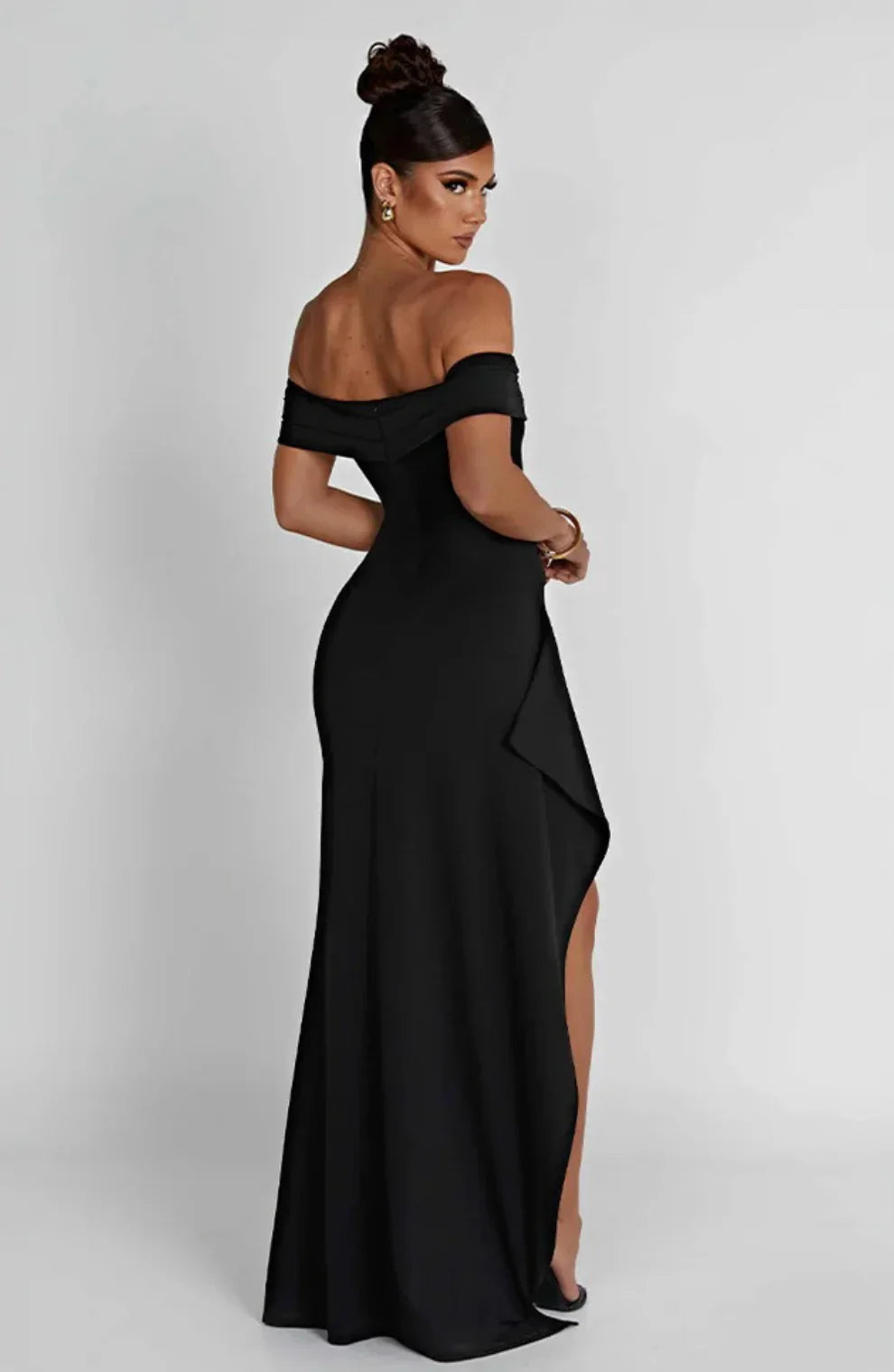 LAVIVE Centré Maxi Dress