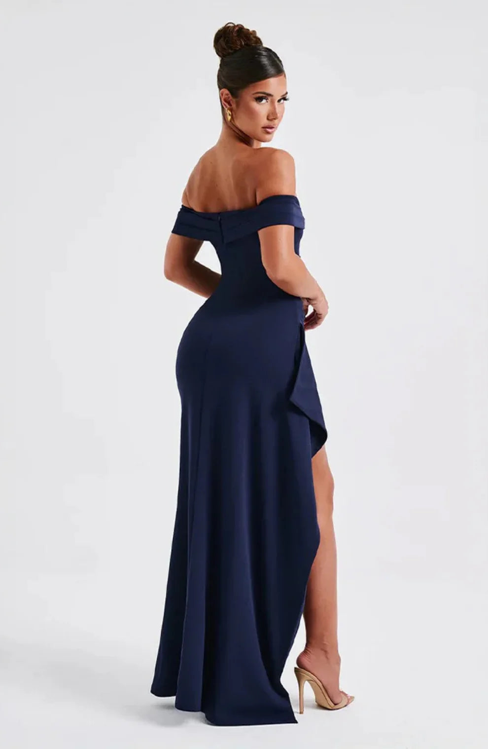 LAVIVE Centré Maxi Dress