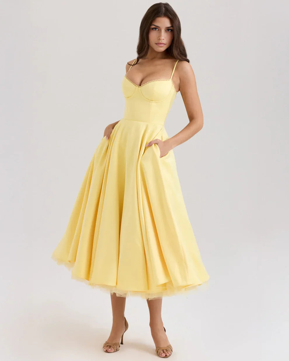 LAVIVE Arela Midi Dress