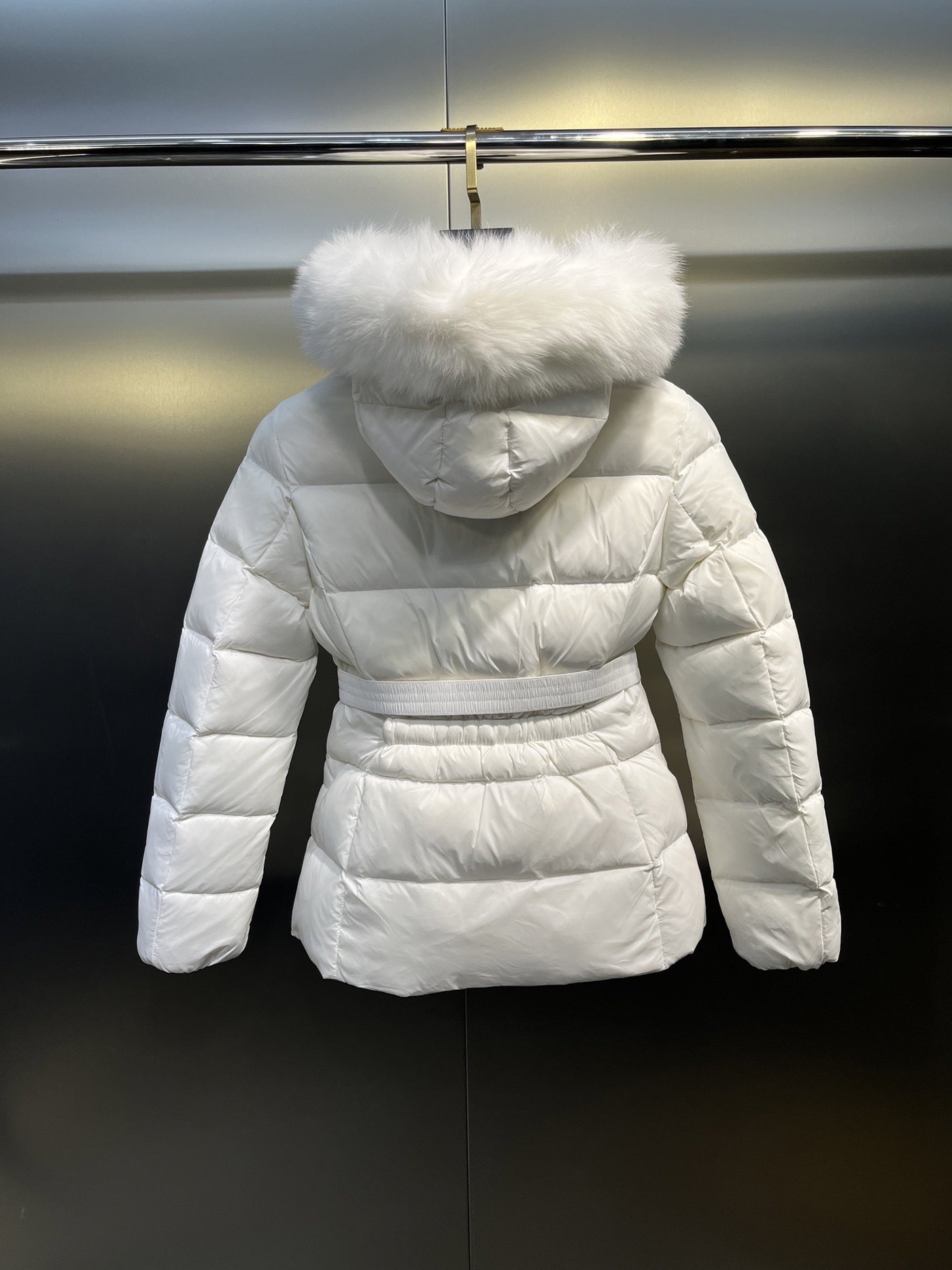 „MCLR“ Damen Daunenjacke mit Fellkragen