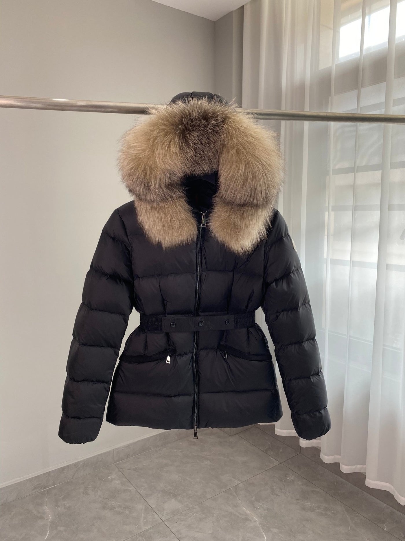 „MCLR“ Damen Daunenjacke mit Fellkragen