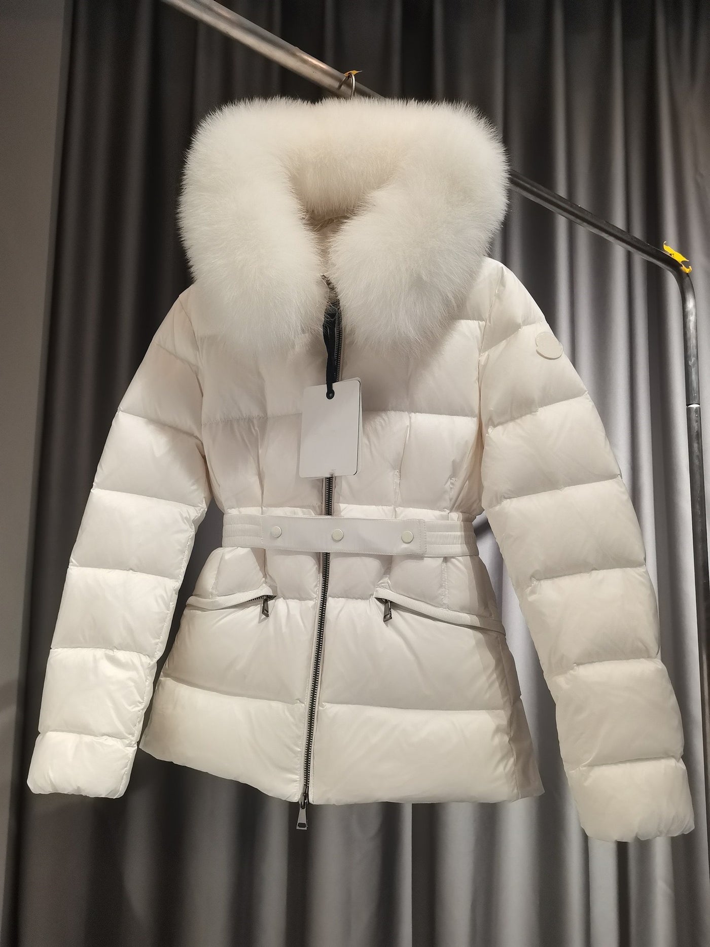 „MCLR“ Damen Daunenjacke mit Fellkragen