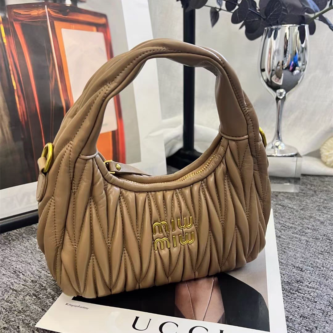 LAVIVE Cozy Bag