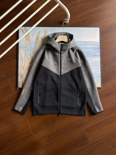 LAVIVE Tracksuit N2