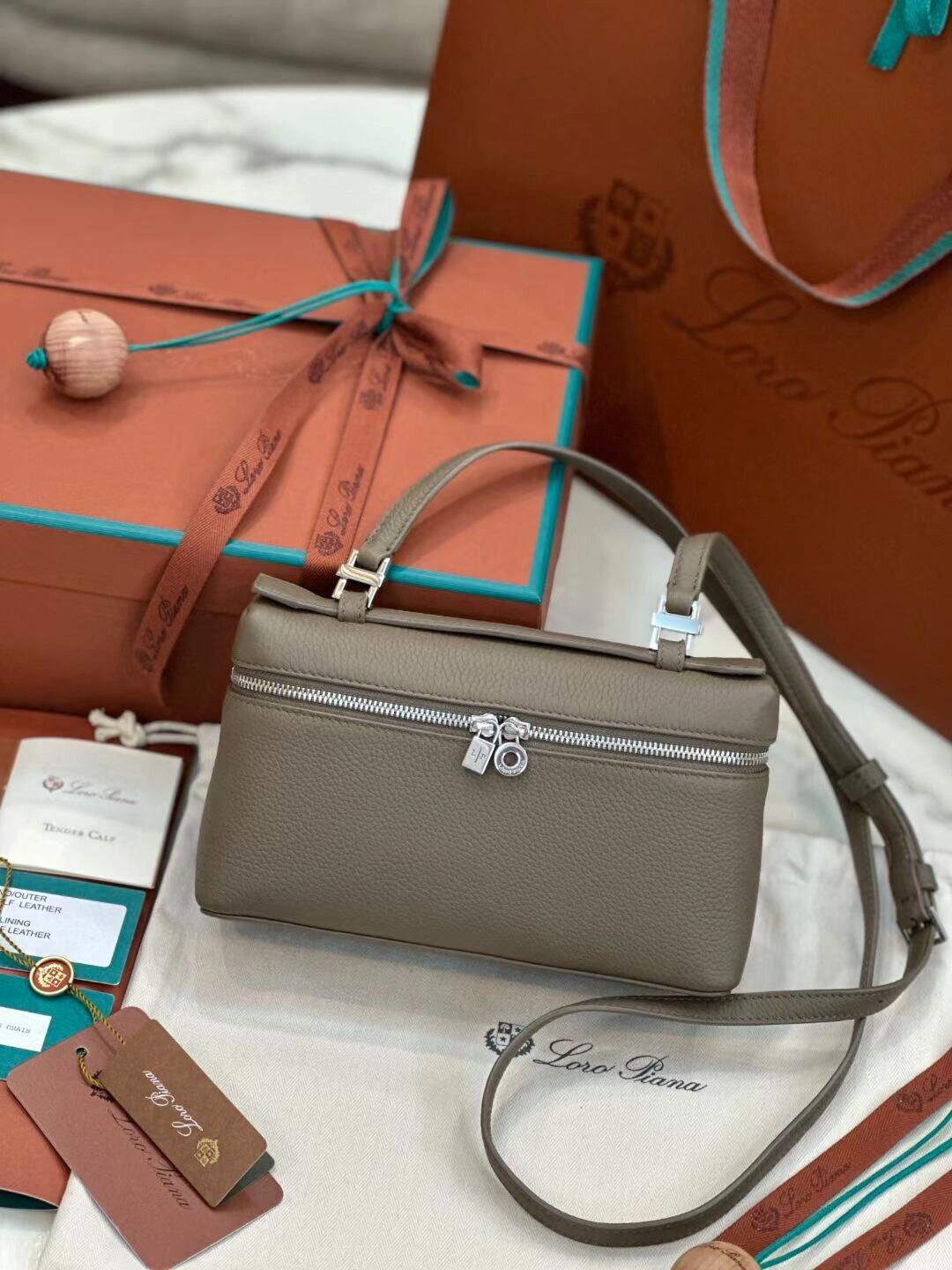 Lavive "27" Bag