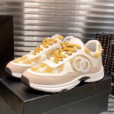 LAVIVE "CC" Cozy Sneaker