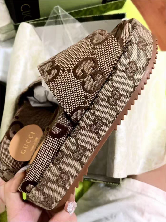 "Italian Luxury" Pantolette mit Plateausohle